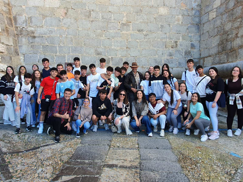 visitas guiadas para escuelas en peñíscola con indiana jones